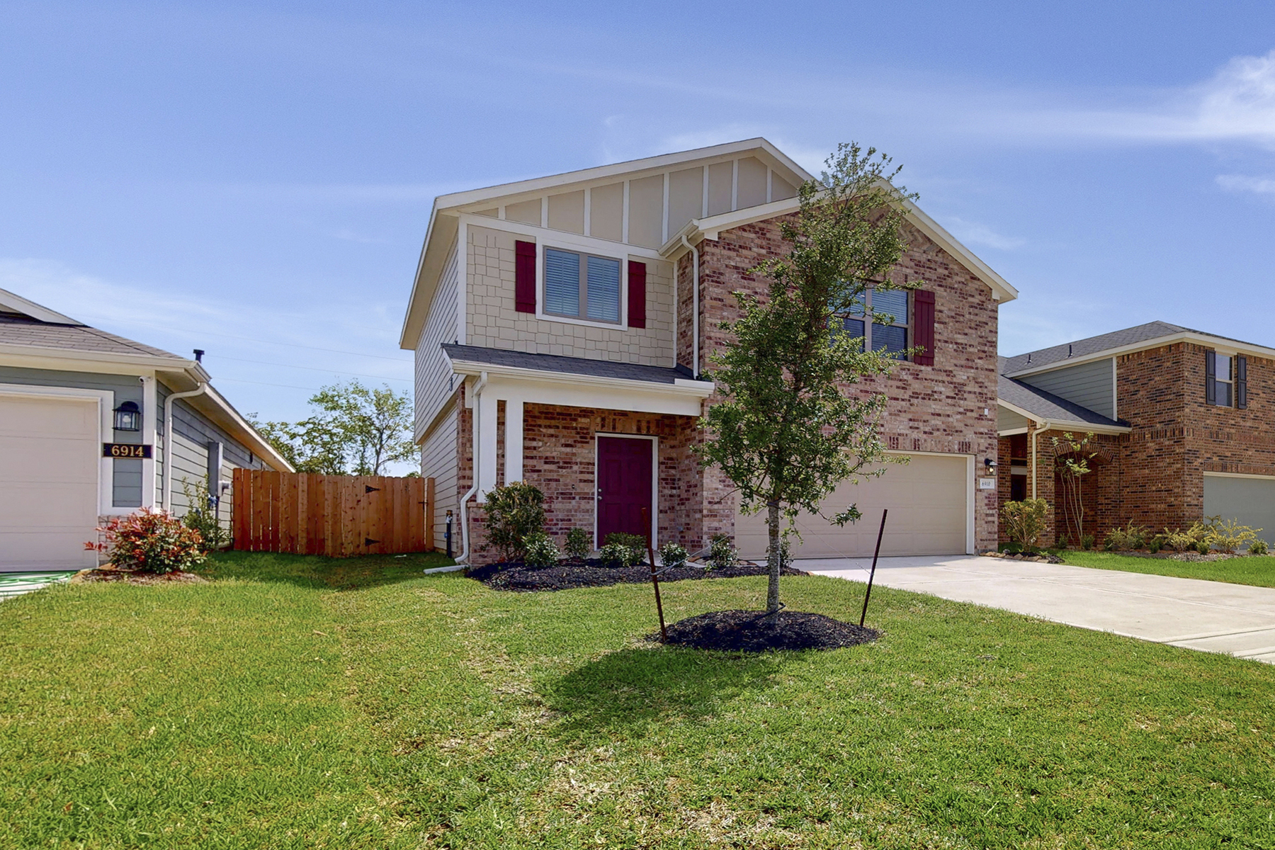 Texas Home With Red Front Door